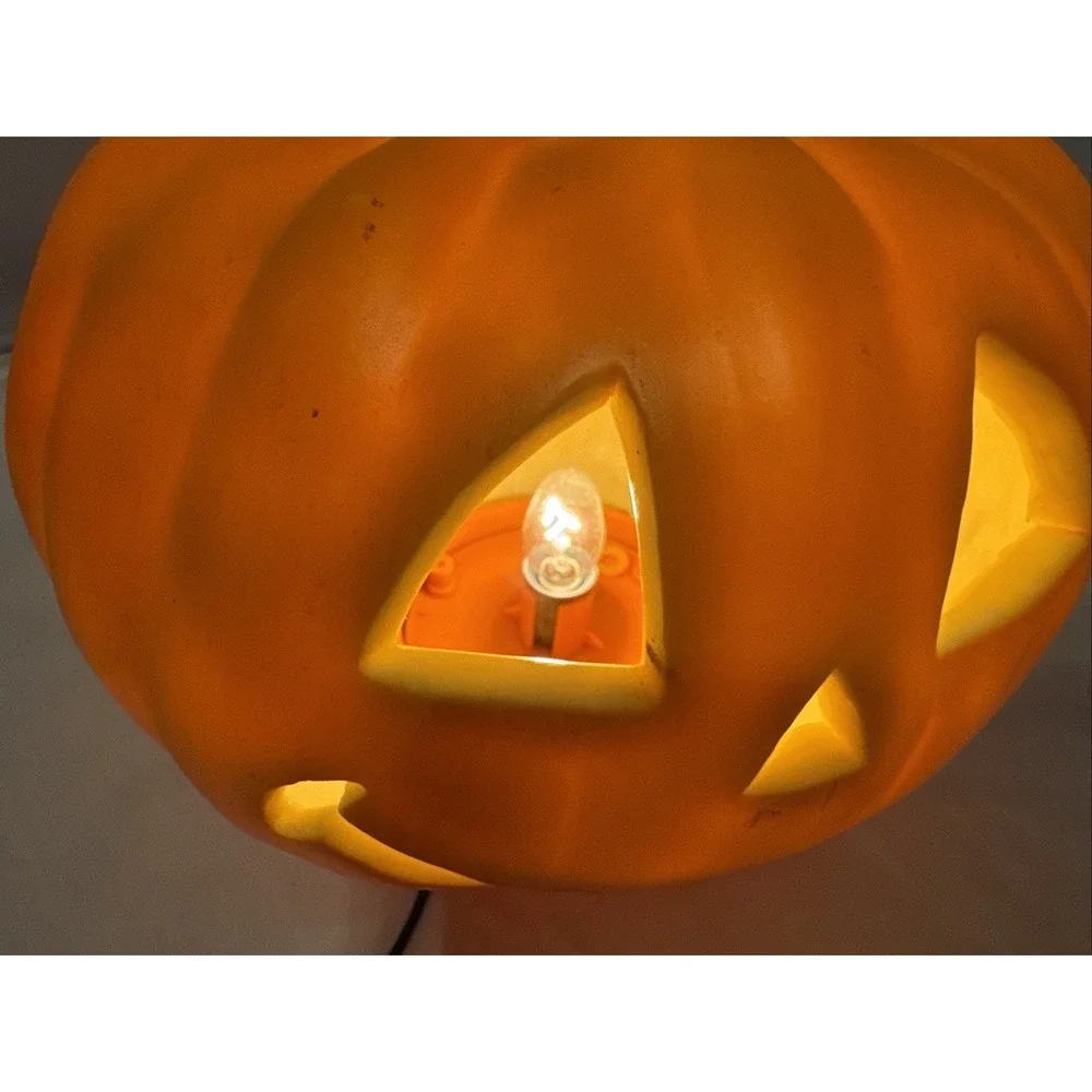 Halloween Jack o Lantern blow mold pumpkin Electric Lighted 2005 Model 22175 EUC
